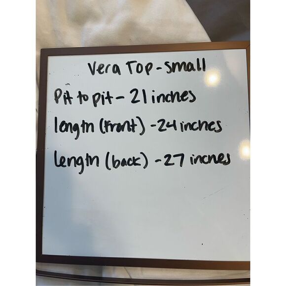 Simply Vera purple size small blouse - Picture 4 of 4